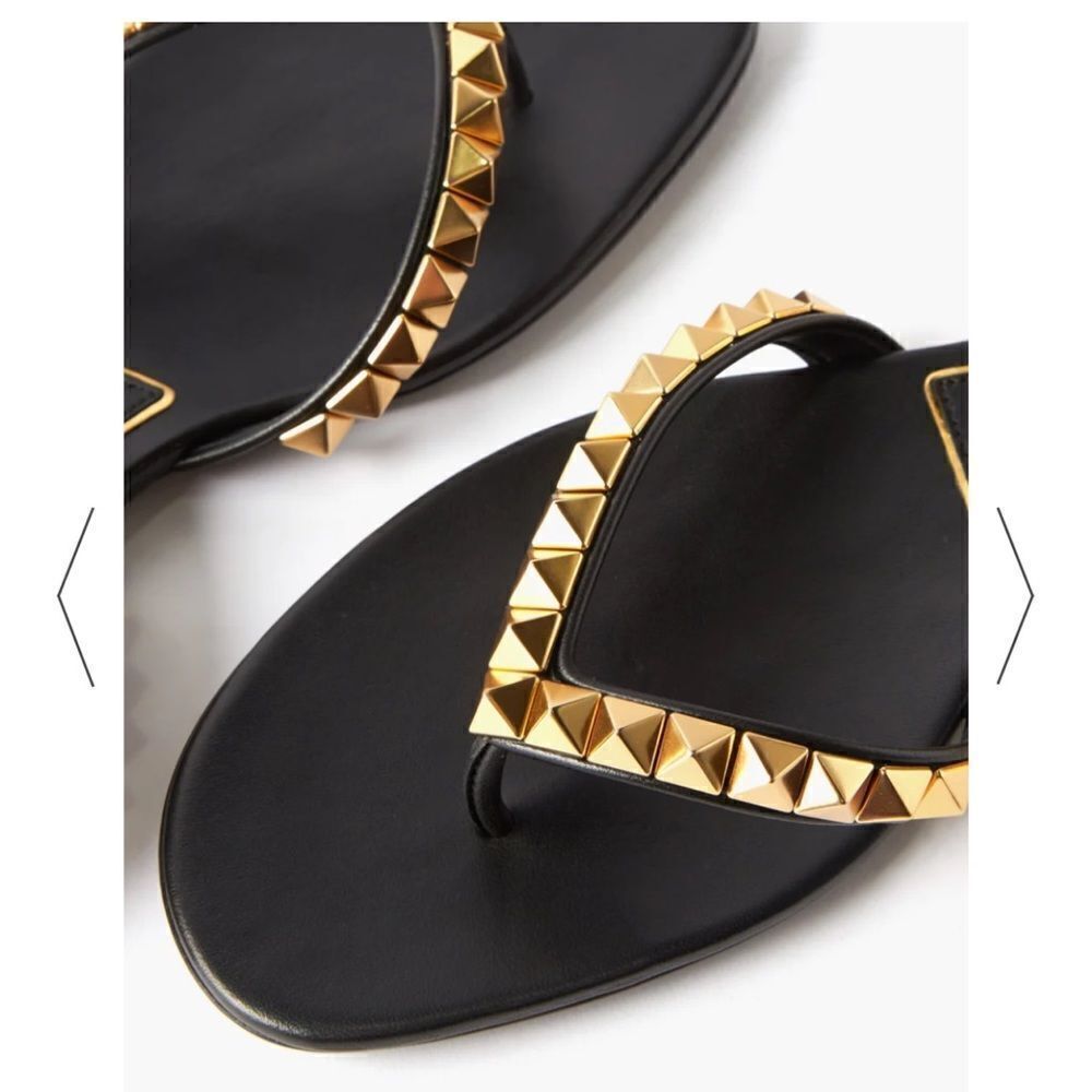 Valentino Garavani Rockstud Wraparound Sandals - Picture 4 of 14
